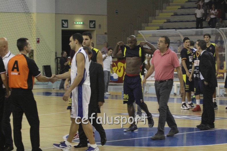 121014 basket 218_tn.jpg